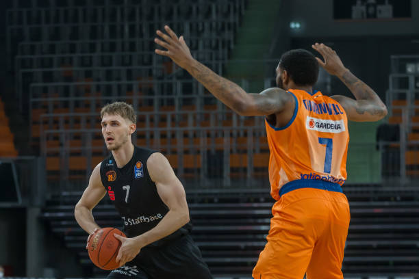 始终是话题 始终是话题